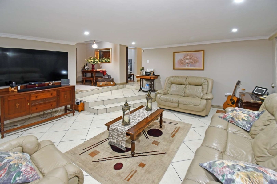 4 Bedroom Property for Sale in Noordheuwel Gauteng