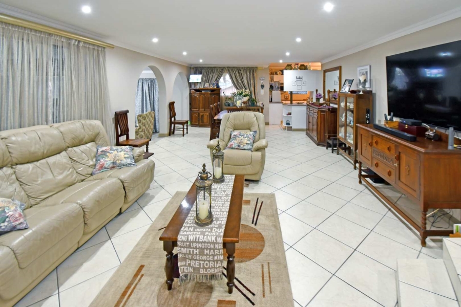 4 Bedroom Property for Sale in Noordheuwel Gauteng