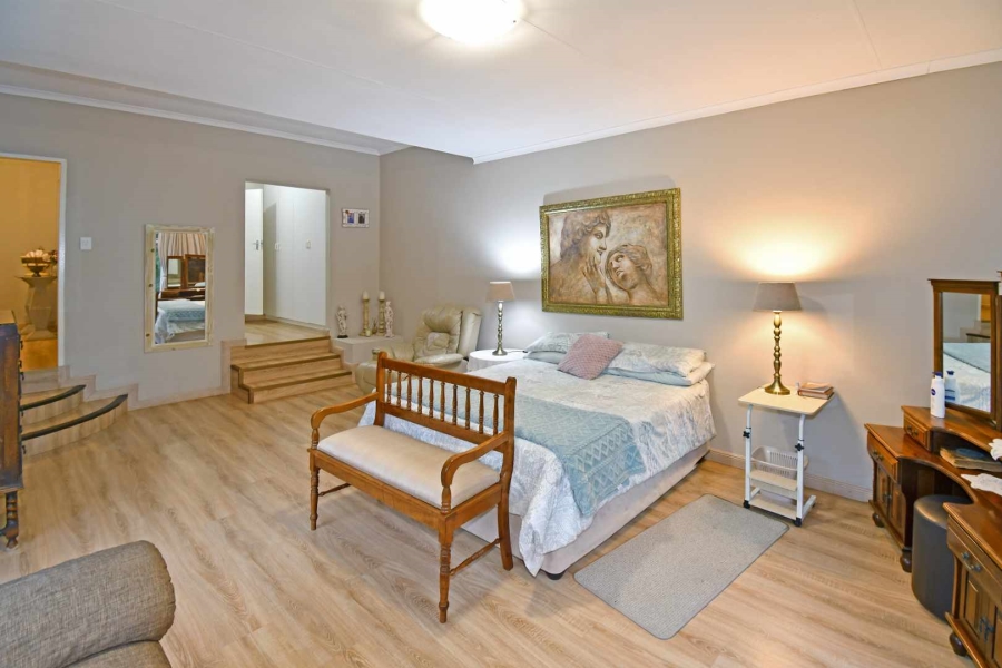 4 Bedroom Property for Sale in Noordheuwel Gauteng