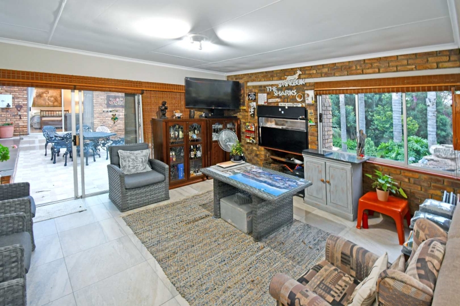 4 Bedroom Property for Sale in Noordheuwel Gauteng