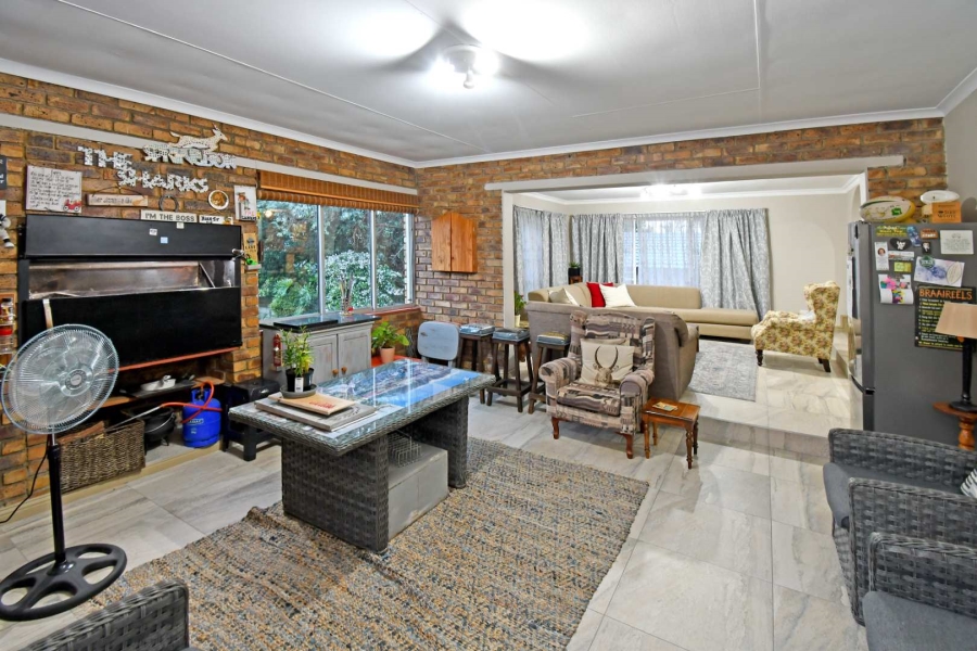 4 Bedroom Property for Sale in Noordheuwel Gauteng