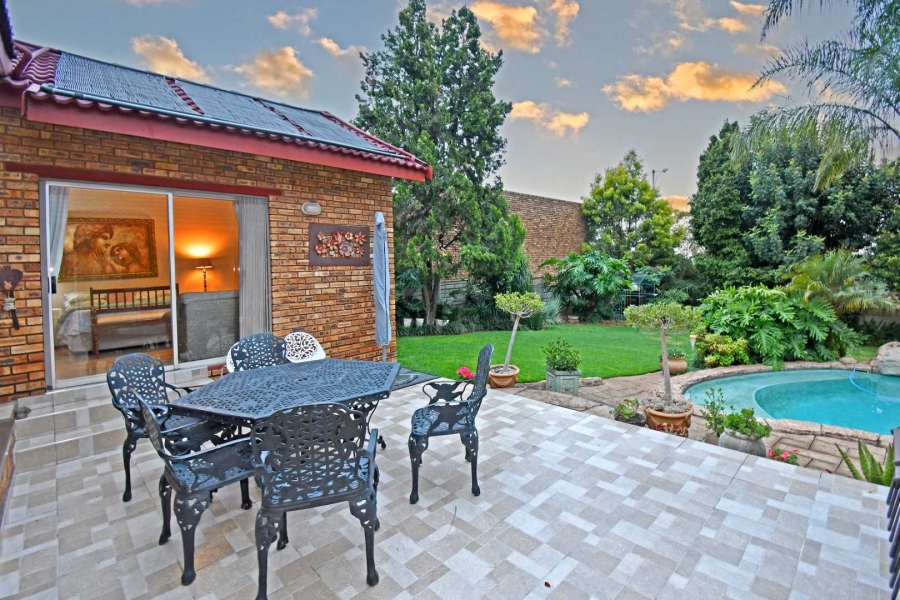 4 Bedroom Property for Sale in Noordheuwel Gauteng