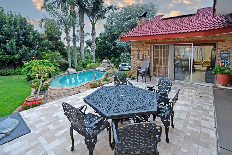 4 Bedroom Property for Sale in Noordheuwel Gauteng