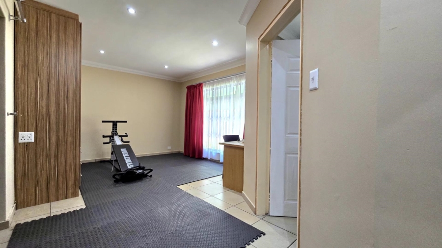 4 Bedroom Property for Sale in Vanderbijlpark South West Gauteng