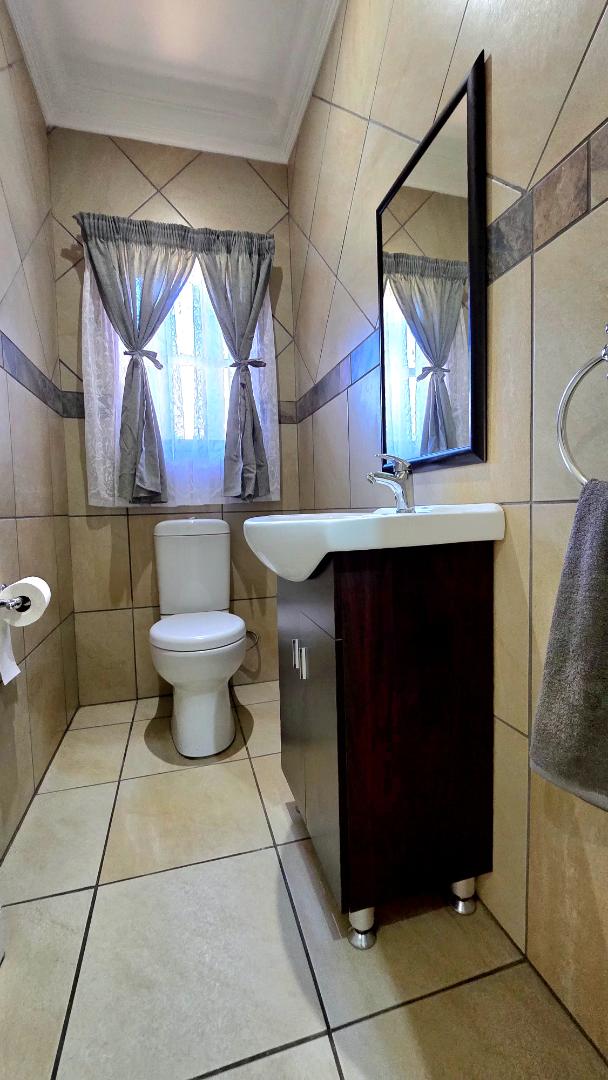 4 Bedroom Property for Sale in Vanderbijlpark South West Gauteng