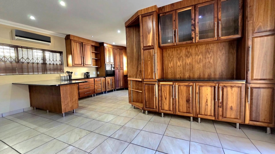 7 Bedroom Property for Sale in Vanderbijlpark South West Gauteng
