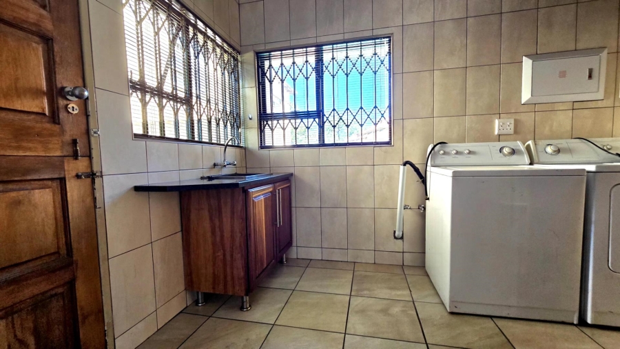 7 Bedroom Property for Sale in Vanderbijlpark South West Gauteng