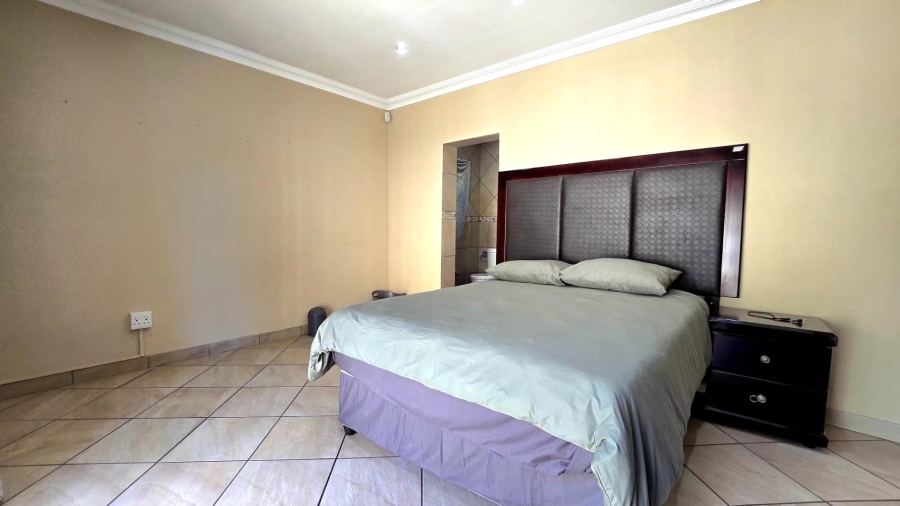 7 Bedroom Property for Sale in Vanderbijlpark South West Gauteng