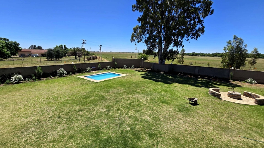 18 Bedroom Property for Sale in Nanescol Gauteng