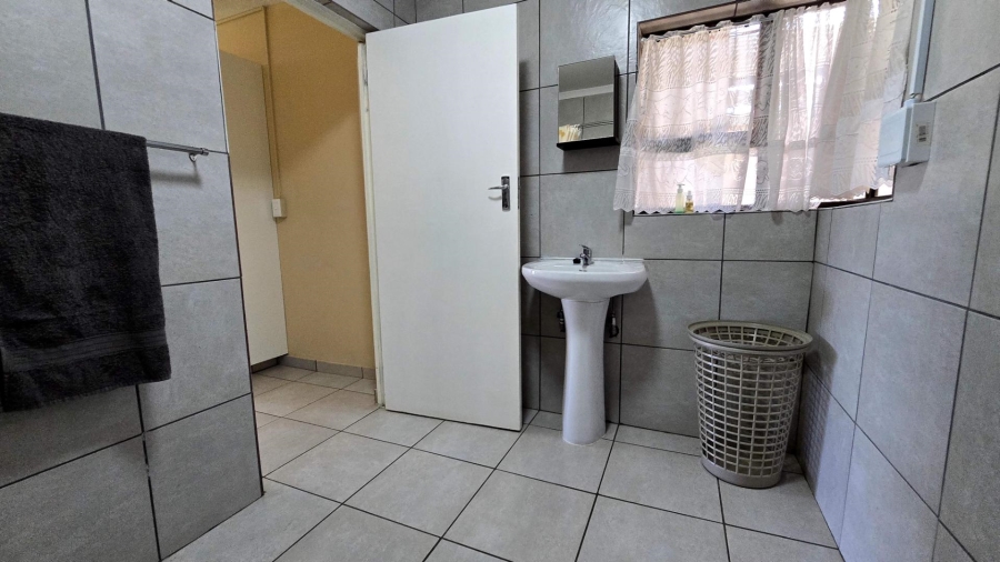 18 Bedroom Property for Sale in Nanescol Gauteng
