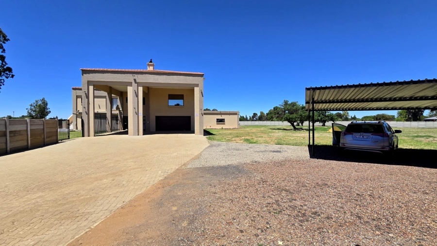 18 Bedroom Property for Sale in Nanescol Gauteng