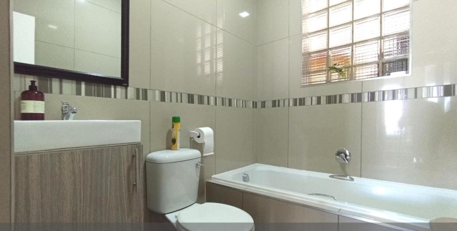 3 Bedroom Property for Sale in Heatherview Gauteng