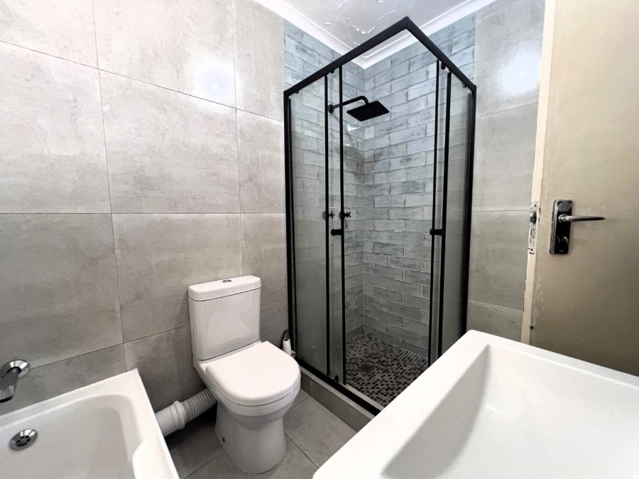 3 Bedroom Property for Sale in Northwold Gauteng