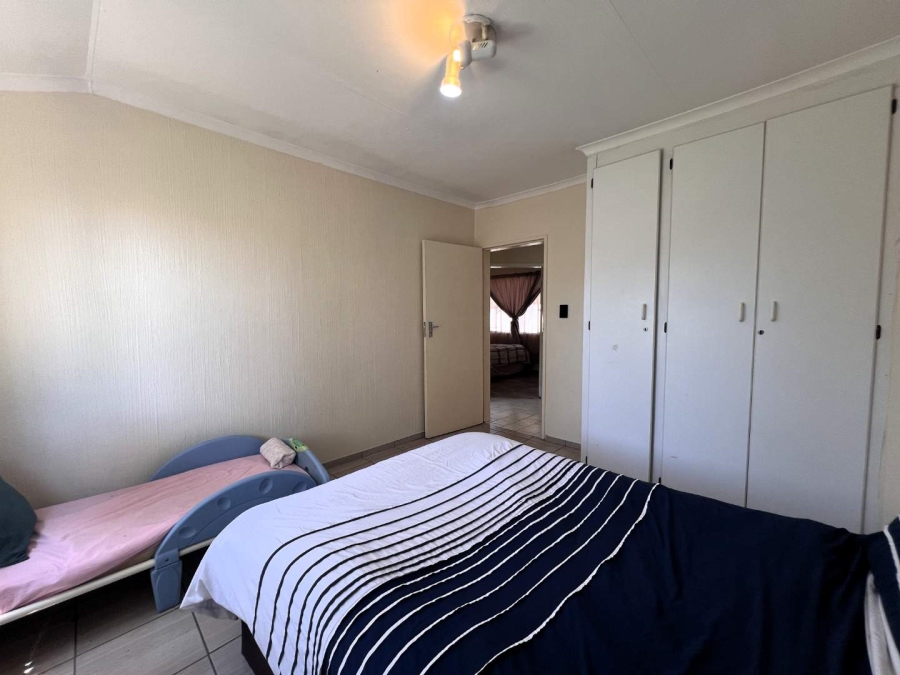 3 Bedroom Property for Sale in Northwold Gauteng
