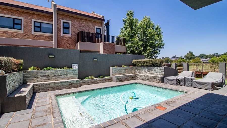 4 Bedroom Property for Sale in Ebotse Golf Estate Gauteng