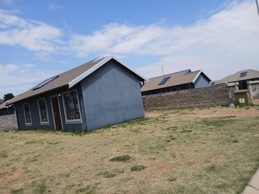 3 Bedroom Property for Sale in Dersley Gauteng