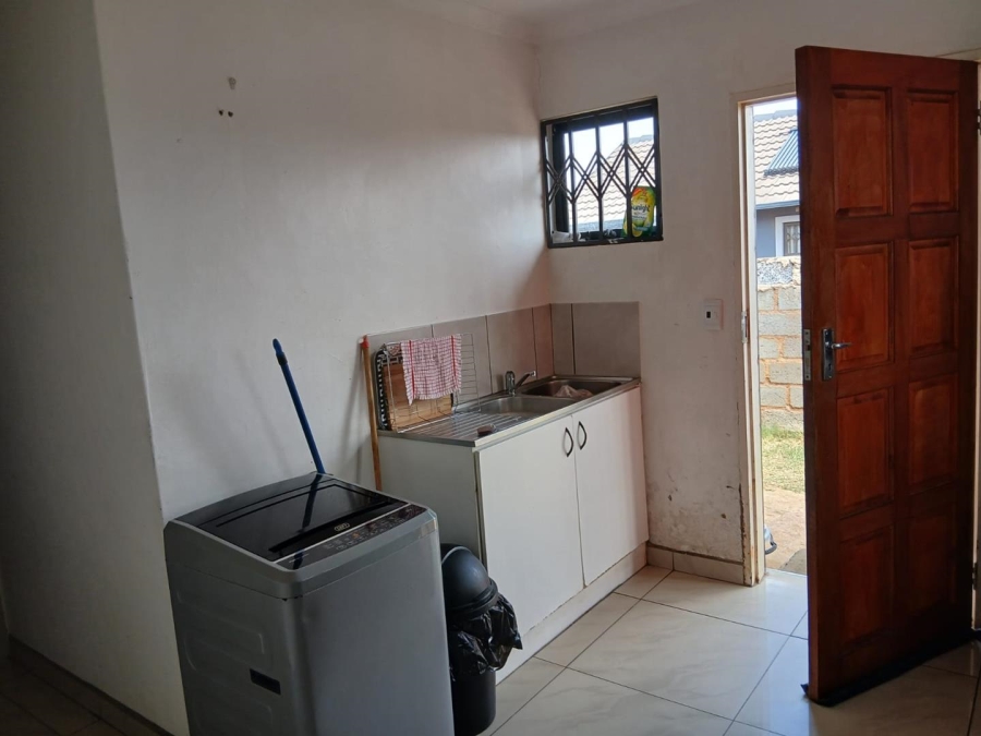 3 Bedroom Property for Sale in Dersley Gauteng