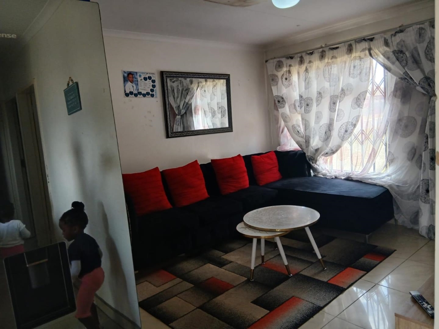 3 Bedroom Property for Sale in Dersley Gauteng