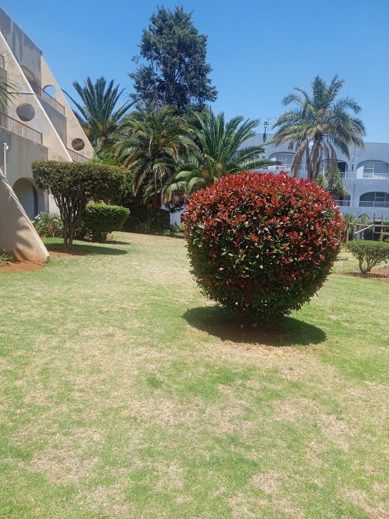 2 Bedroom Property for Sale in Florida Gauteng