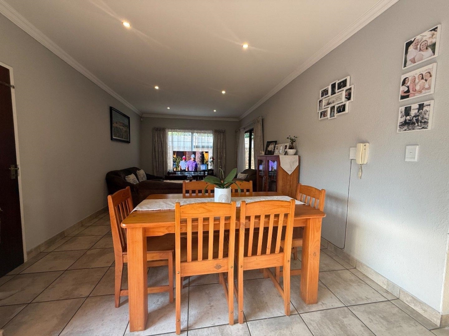 3 Bedroom Property for Sale in New Redruth Gauteng