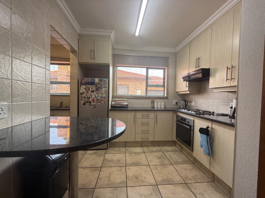 3 Bedroom Property for Sale in New Redruth Gauteng