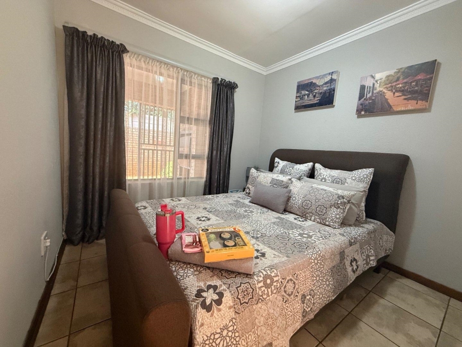 3 Bedroom Property for Sale in New Redruth Gauteng