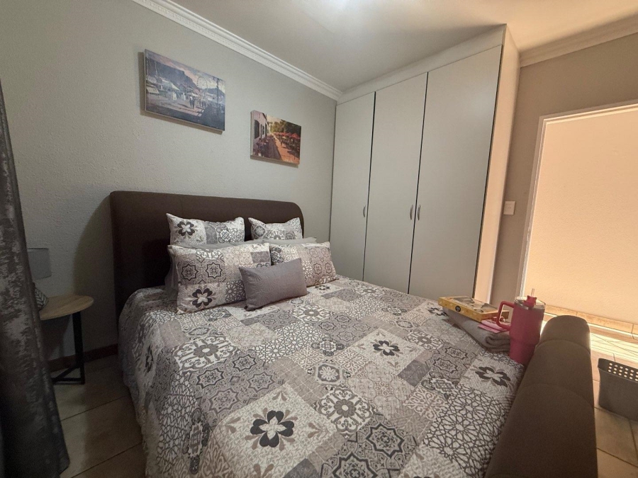 3 Bedroom Property for Sale in New Redruth Gauteng