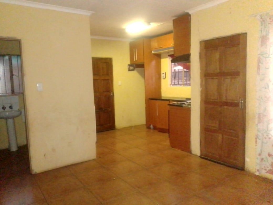 2 Bedroom Property for Sale in Soshanguve S Gauteng