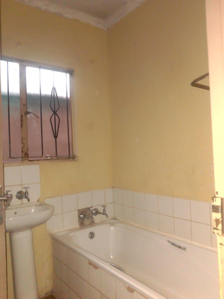 2 Bedroom Property for Sale in Soshanguve S Gauteng