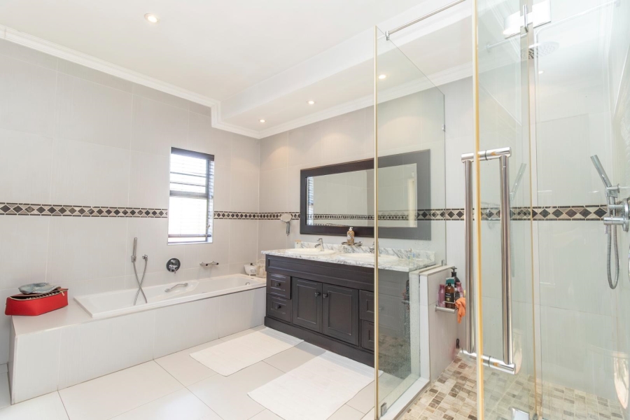 4 Bedroom Property for Sale in Edenburg Gauteng