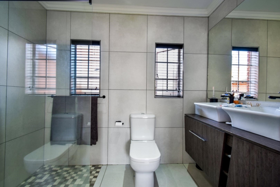 2 Bedroom Property for Sale in Equestria Gauteng