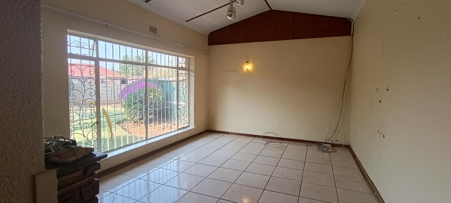 To Let 1 Bedroom Property for Rent in Birchleigh Gauteng