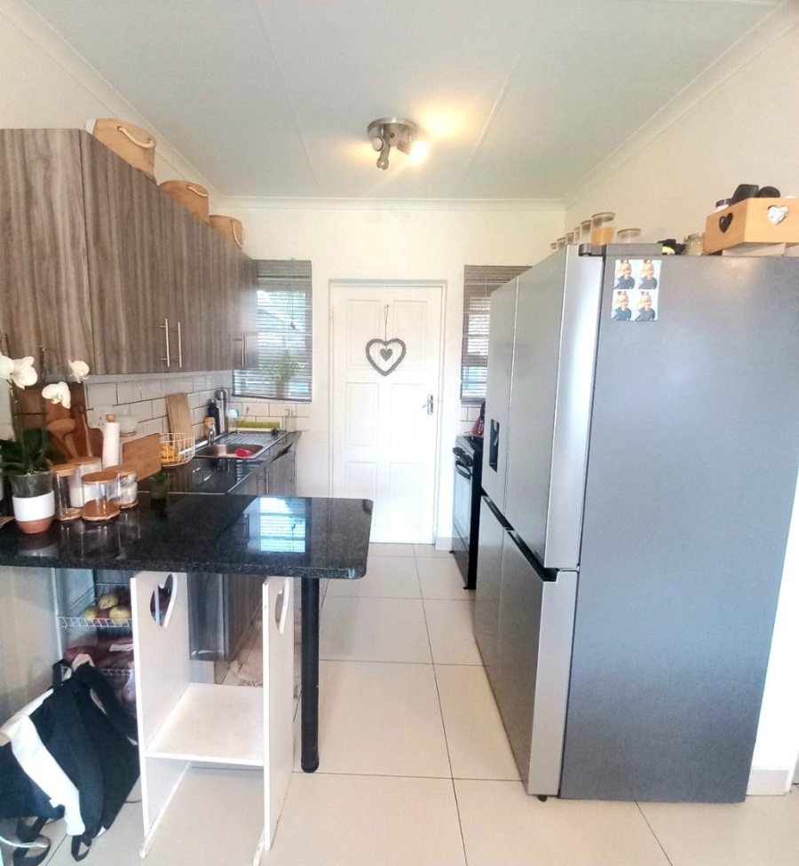 3 Bedroom Property for Sale in Comet Gauteng