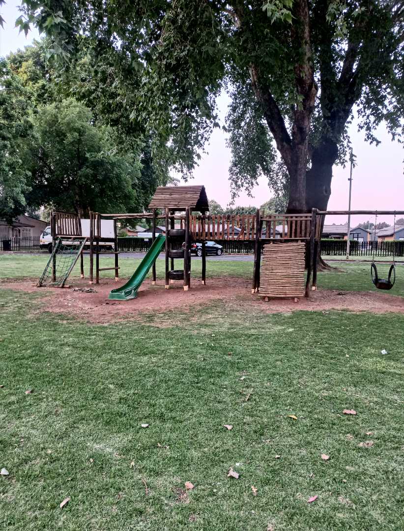 3 Bedroom Property for Sale in Comet Gauteng