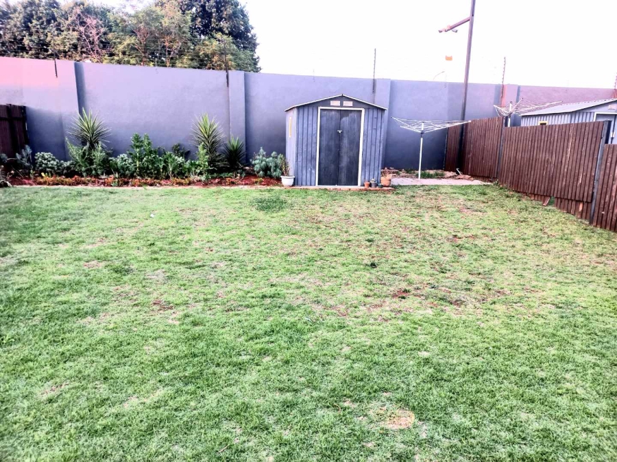 3 Bedroom Property for Sale in Comet Gauteng