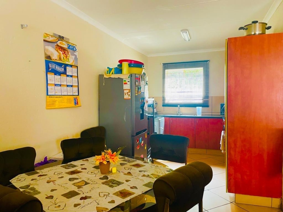 3 Bedroom Property for Sale in Dunnottar Gauteng