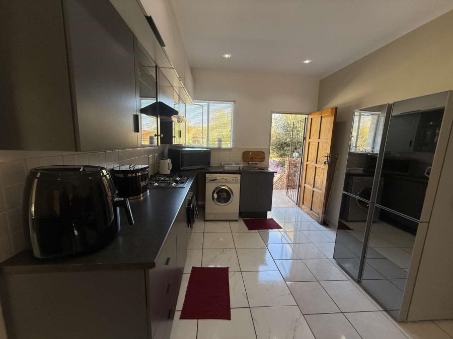 2 Bedroom Property for Sale in Wilgeheuwel Gauteng