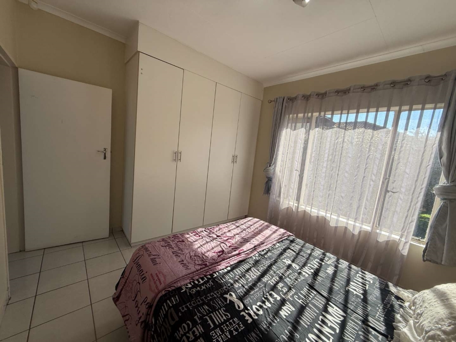 2 Bedroom Property for Sale in Wilgeheuwel Gauteng