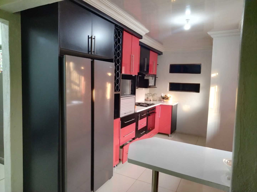 2 Bedroom Property for Sale in Soshanguve South Ext 5 Gauteng