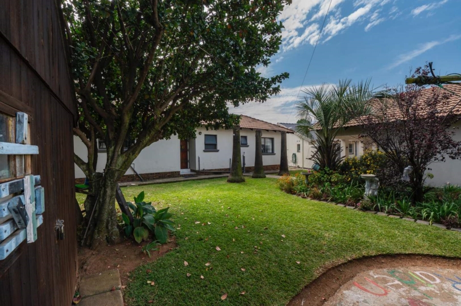 5 Bedroom Property for Sale in Brackenhurst Gauteng