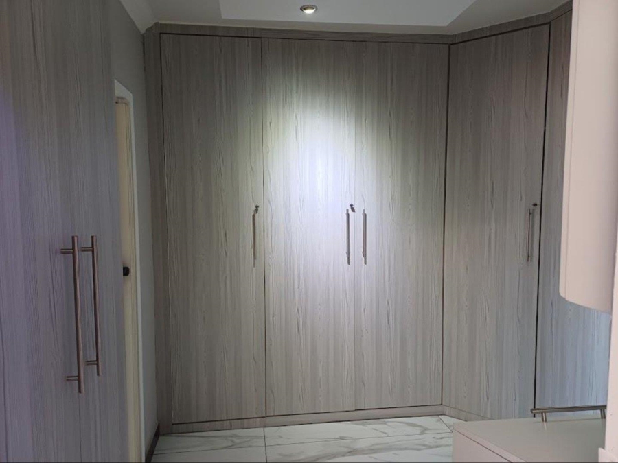 4 Bedroom Property for Sale in Brackenhurst Gauteng