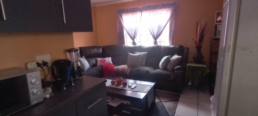 2 Bedroom Property for Sale in Mahube Valley Gauteng