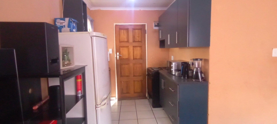 2 Bedroom Property for Sale in Mahube Valley Gauteng