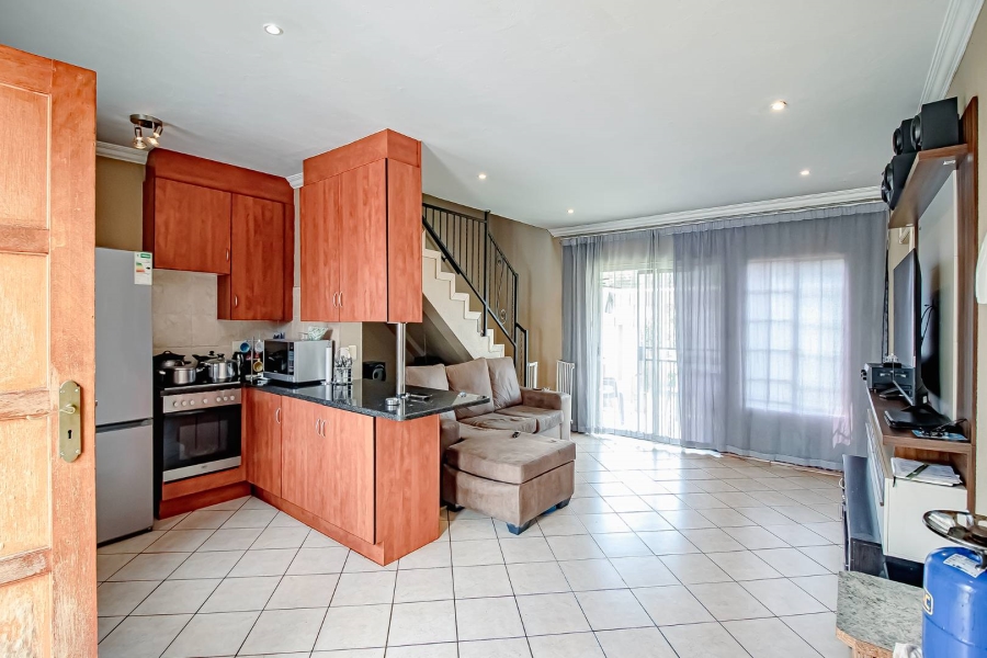 3 Bedroom Property for Sale in Annlin Gauteng