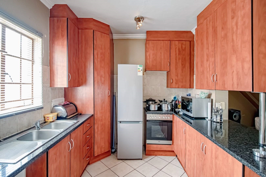 3 Bedroom Property for Sale in Annlin Gauteng