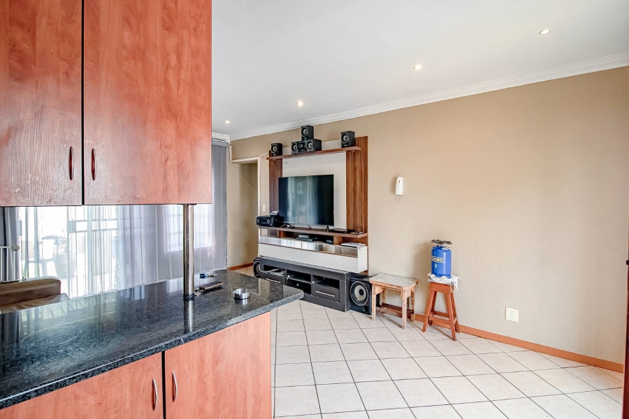 3 Bedroom Property for Sale in Annlin Gauteng