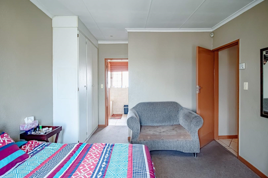 3 Bedroom Property for Sale in Annlin Gauteng