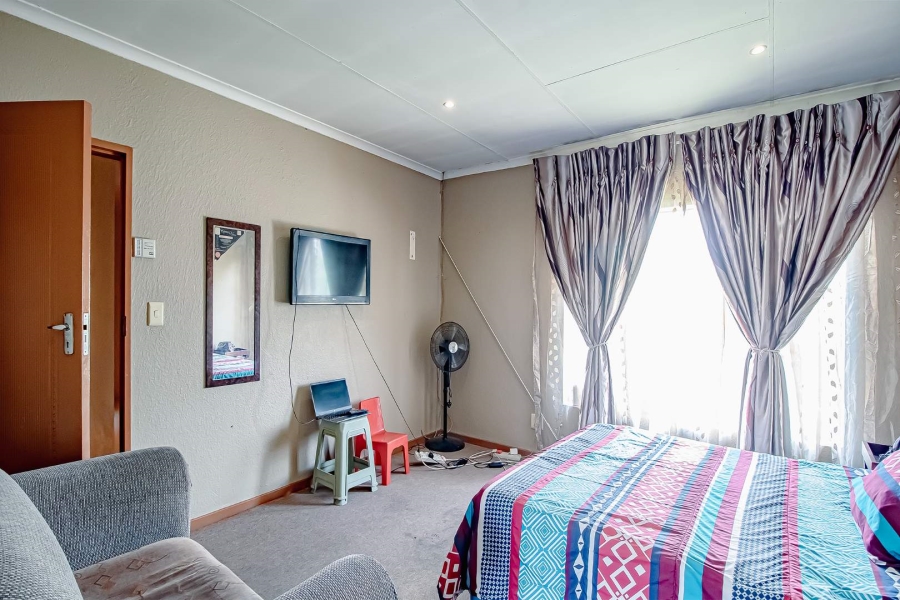 3 Bedroom Property for Sale in Annlin Gauteng