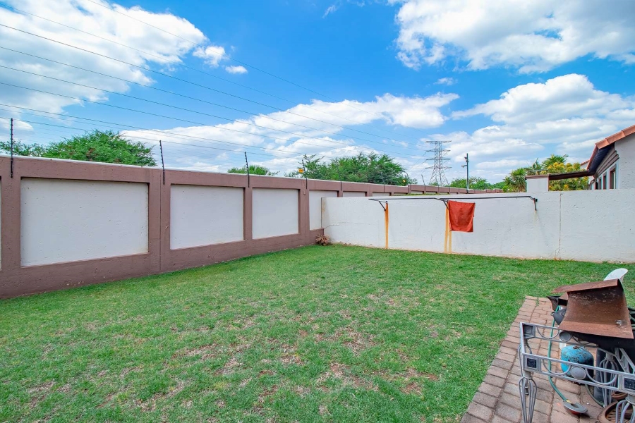 3 Bedroom Property for Sale in Annlin Gauteng