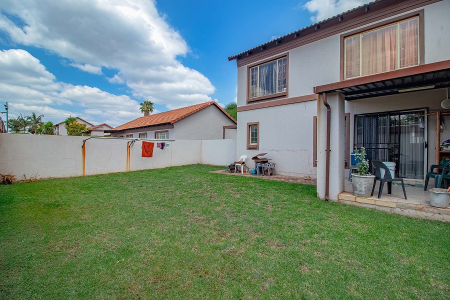 3 Bedroom Property for Sale in Annlin Gauteng